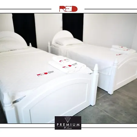 Exclusive With Private Pool, Bbq, And Elegant Design