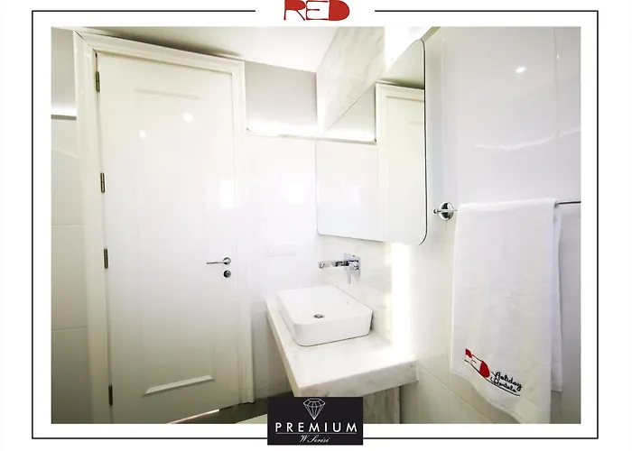 Exclusive With Private Pool, Bbq, And Elegant Design *