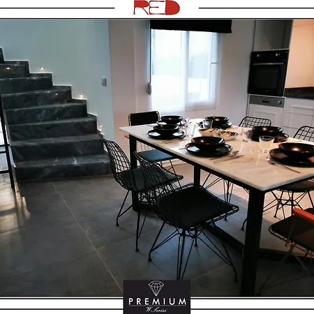 Vilă Exclusive With Private Pool, Bbq, And Elegant Design *